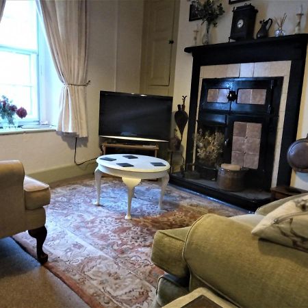 Ty Hen - Quirky Grade II Listed Cottage Blaenau Ffestiniog Exteriér fotografie