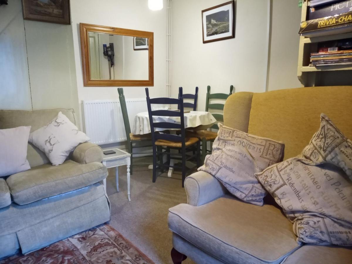 Ty Hen - Quirky Grade II Listed Cottage Blaenau Ffestiniog Exteriér fotografie